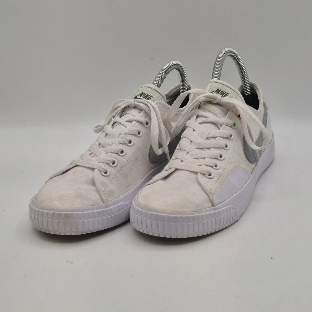 Nike SB‎ Blazer Court Shoes Mens Size 7 White Canvas Skateboarding CZ5605-100